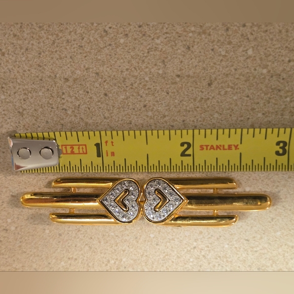 Vintage Monet Gold Tone Heart Brooch Art Deco Costume Jewelry - Picture 6 of 6
